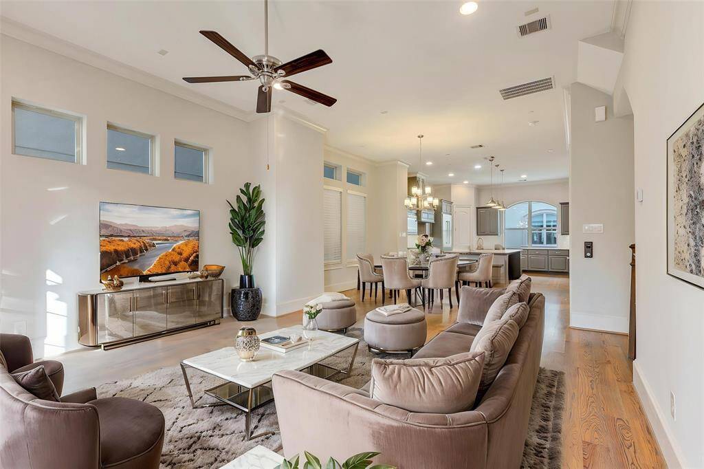 Second floor living at its best. The Elegant living space flows into a spacious dining area and open plan Kitchen complete with office space. *Virtual staging*