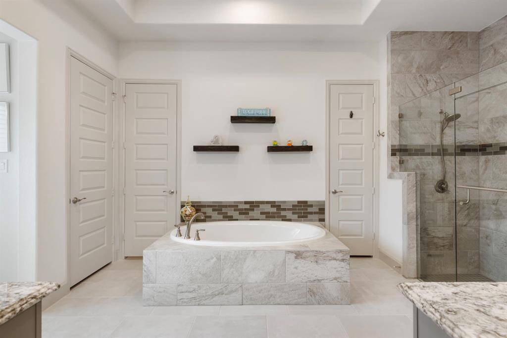 Primary Bath w/ dual vanities
