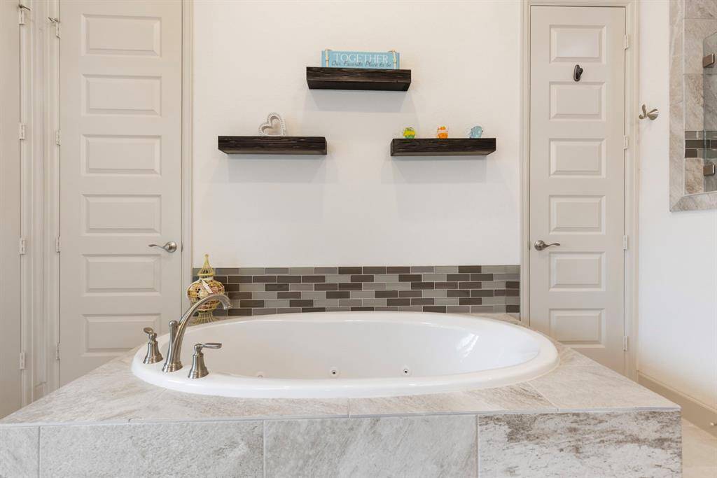 Soaking Tub