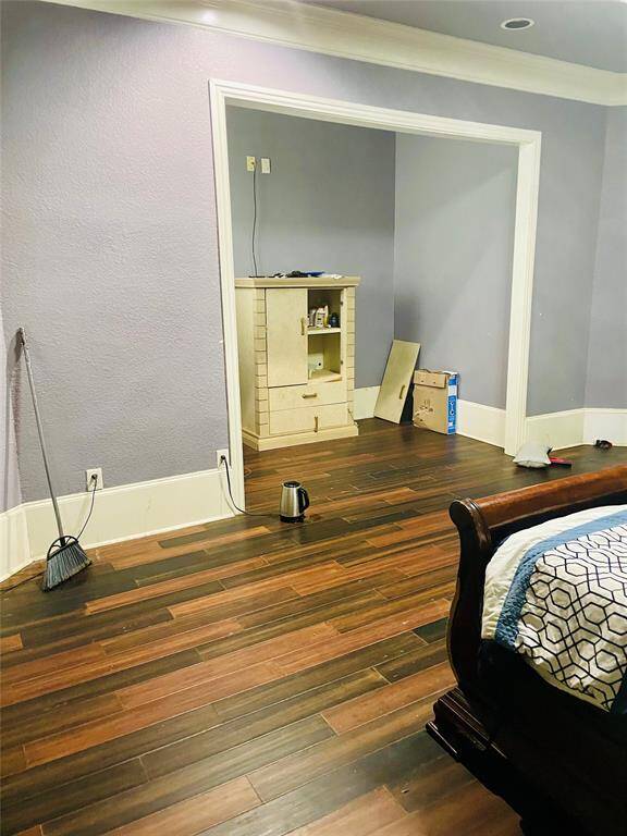 Primary bedroom with sitting area