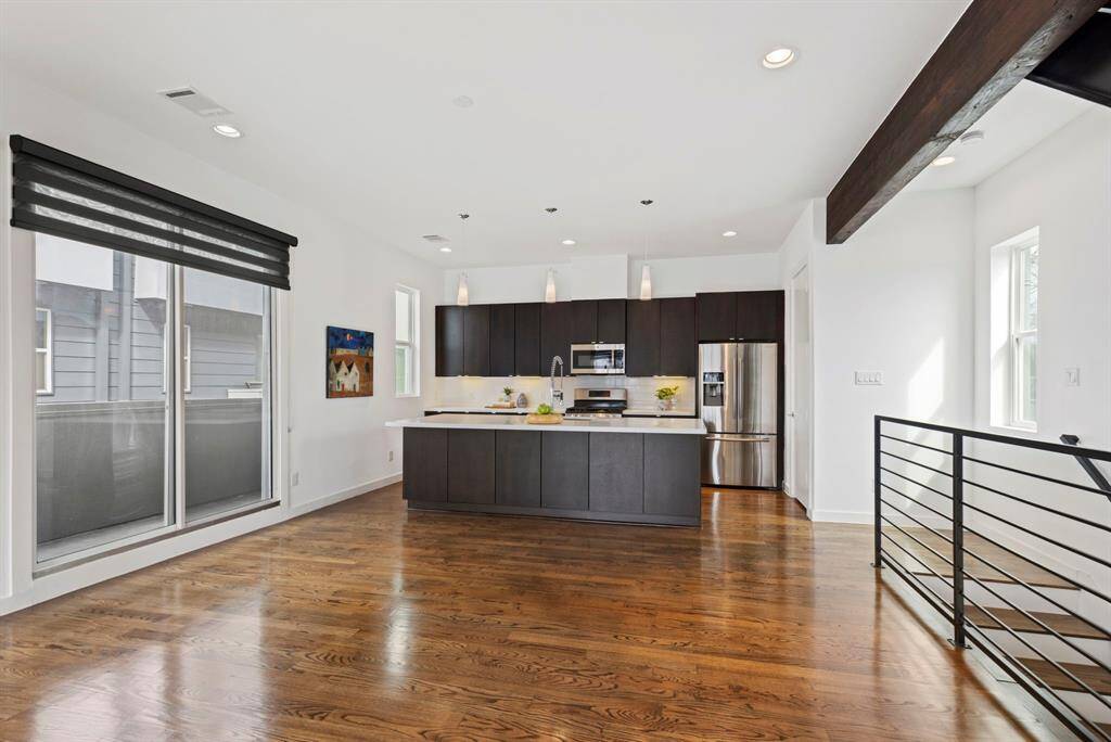 Space for dining table