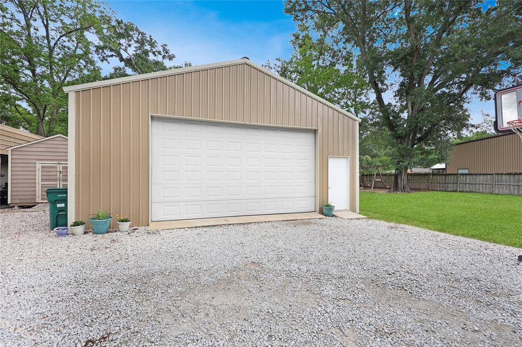 30' x 50' Garage/Shop Space