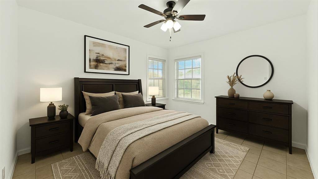 This cozy bedroom offers endless possibilities to create your personal retreat. Use your imagination to make this space unique.***Virtually Statged***