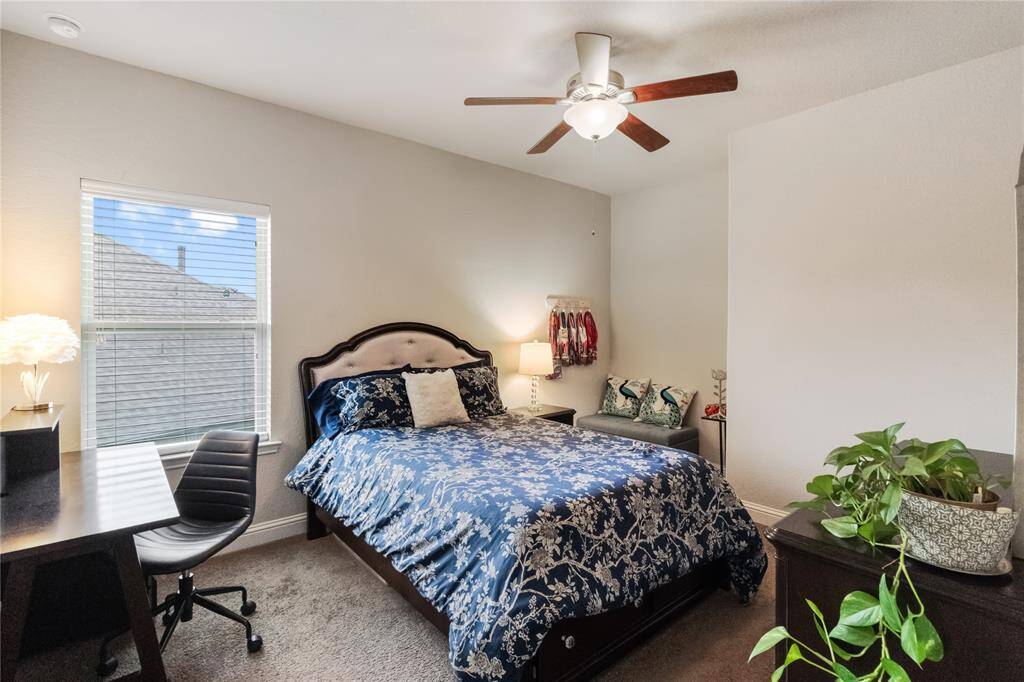Upstairs, secondary bedroom.