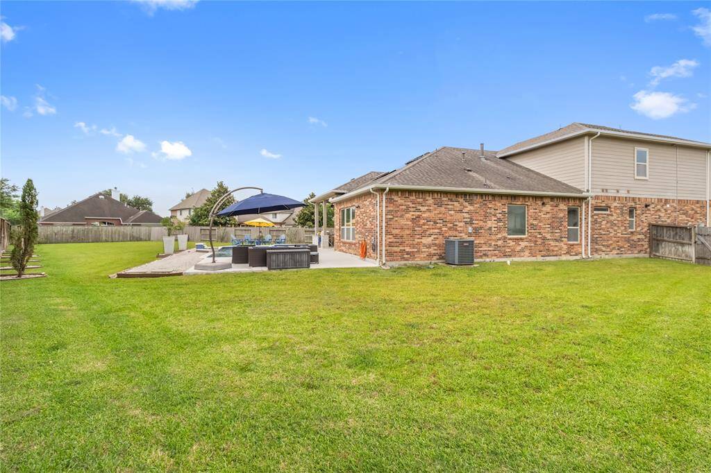 A spacious 16,000 sq ft backyard!