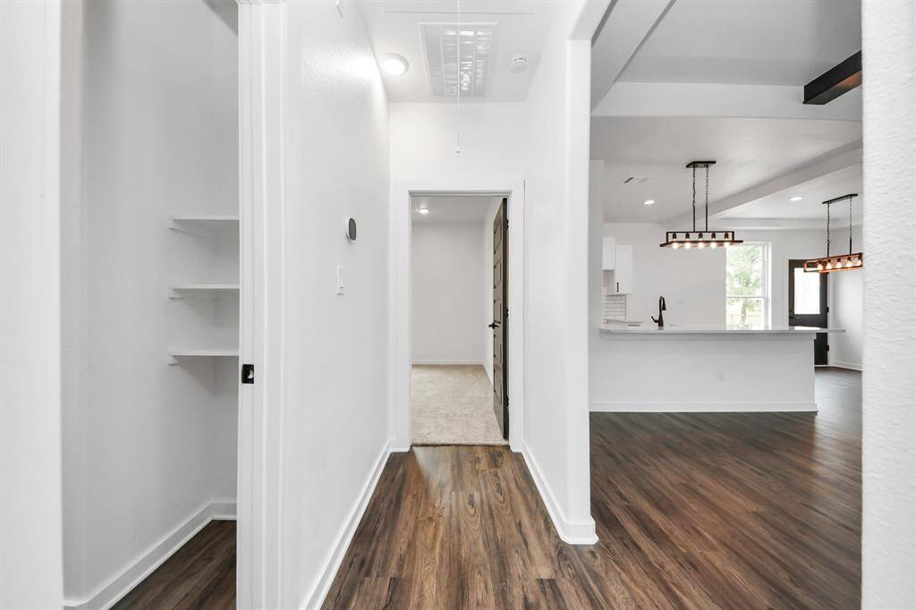 Hallway in between bedrooms.