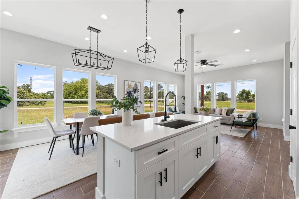Spacious island that can be used as a breakfast bar.