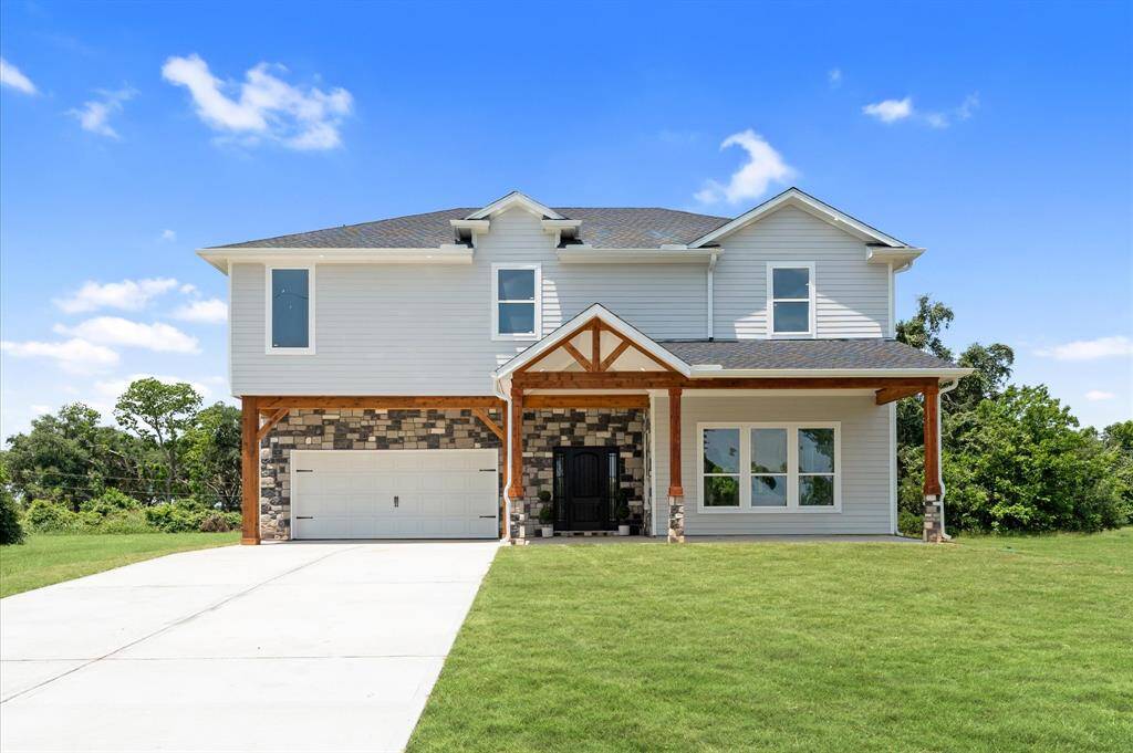 With 4 spacious bedrooms, 2.5 beautifully designed bathrooms, and an open-concept layout, this home is made for modern living and entertaining.
