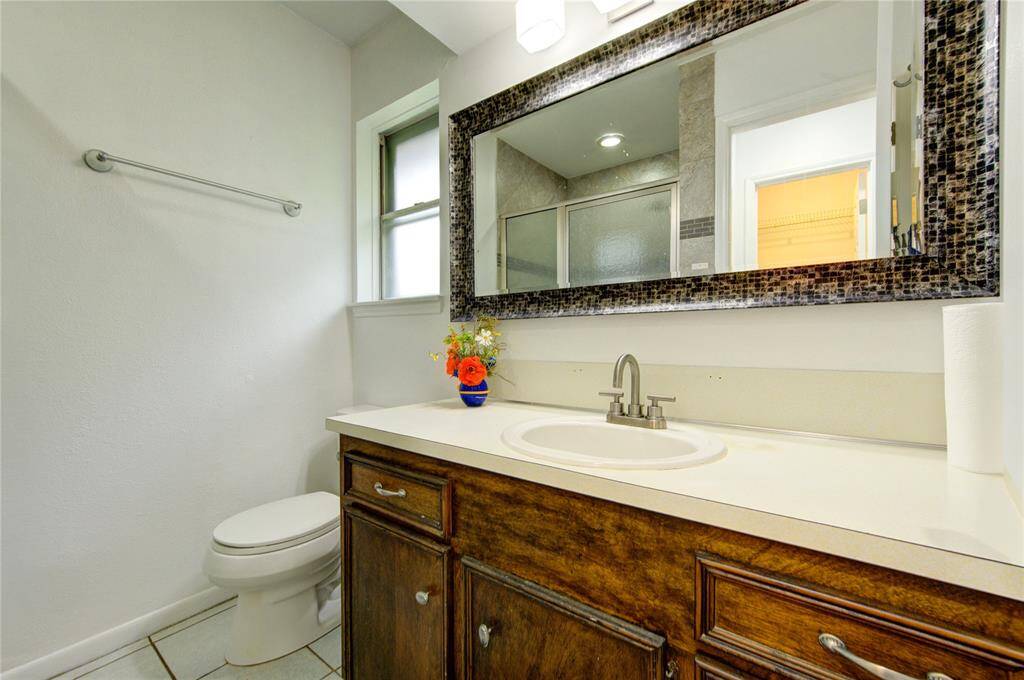 Primary bath.