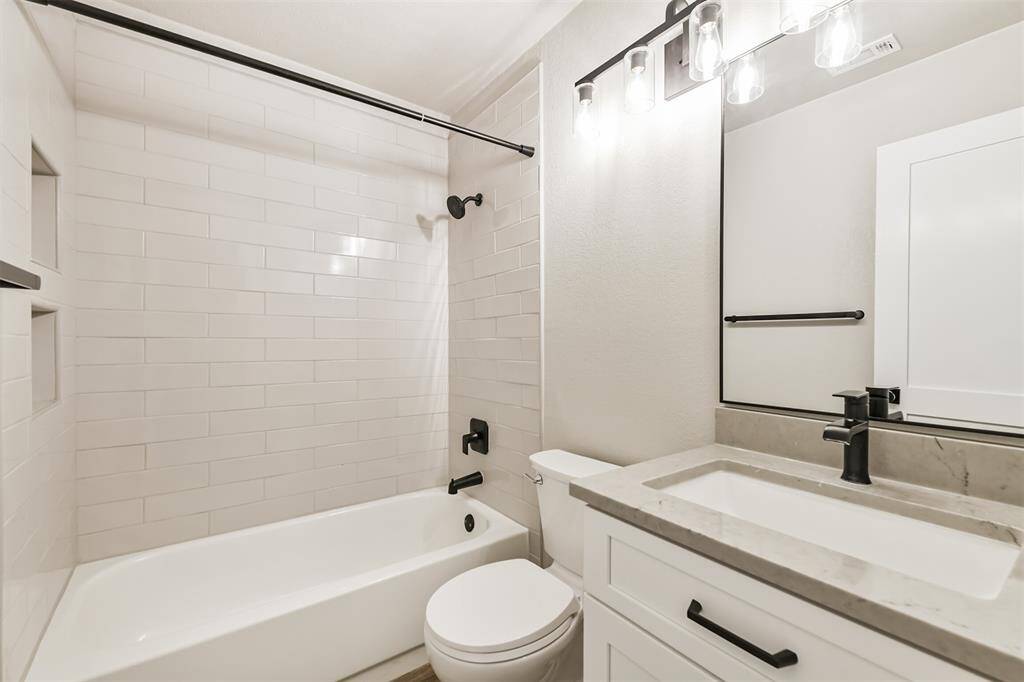 Secondary Bath