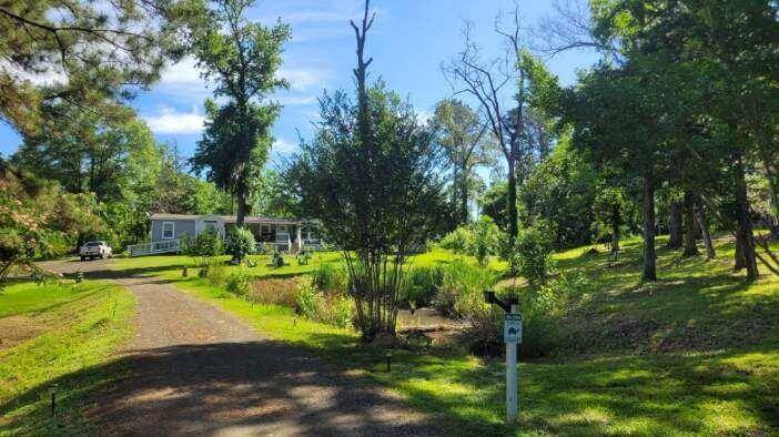 Drive to main house