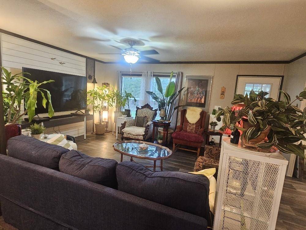 Large insulated windows bring the outside in.