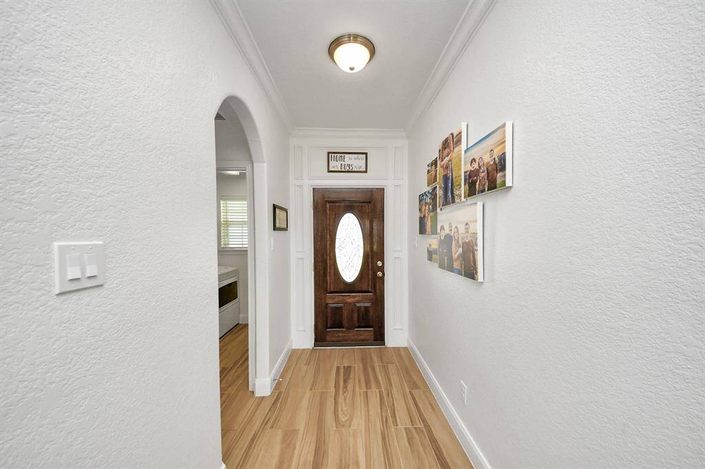 Foyer looking towards  front door