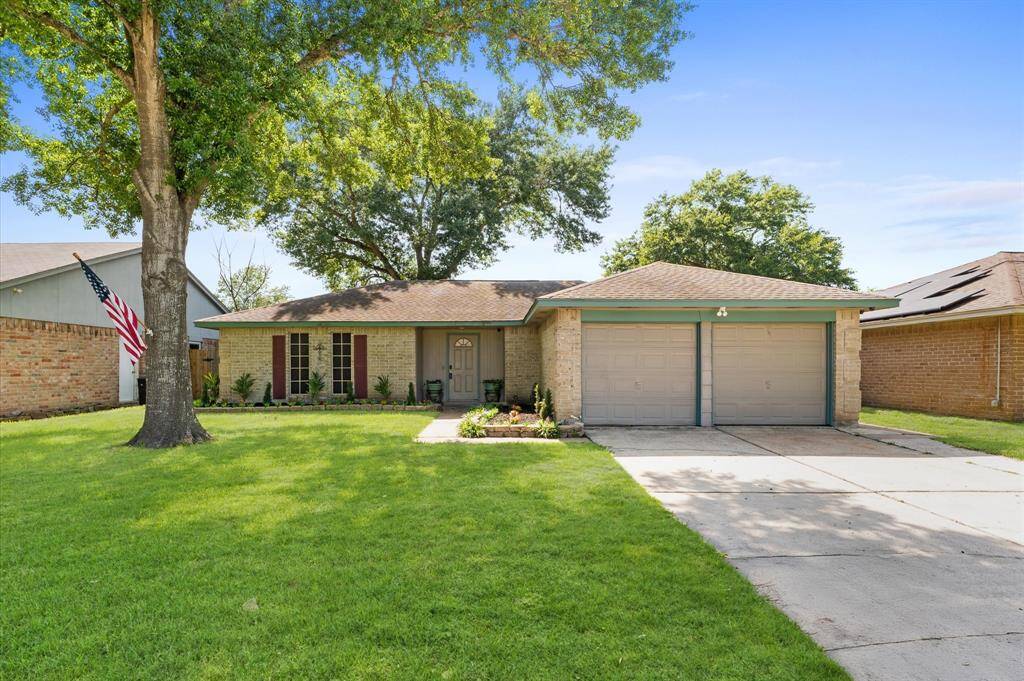 Step inside 11227 Verlaine Drive, located in the 1960/Cypress area of Houston. Here you'll find an inviting front and back yard with large shade trees and quite a few upgrades inside.