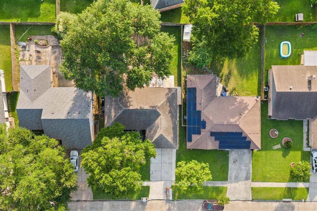 Enjoy weekends relaxing at the pool with friends and neighbors. Welcome home!