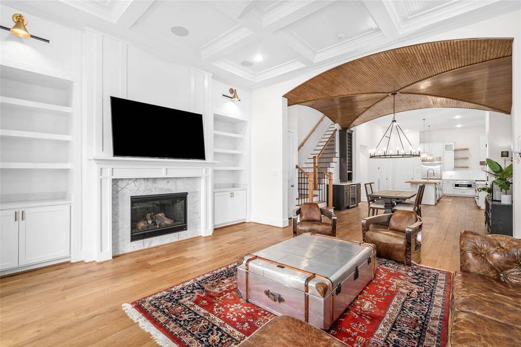 Built-in shelving will offer plenty of storage.