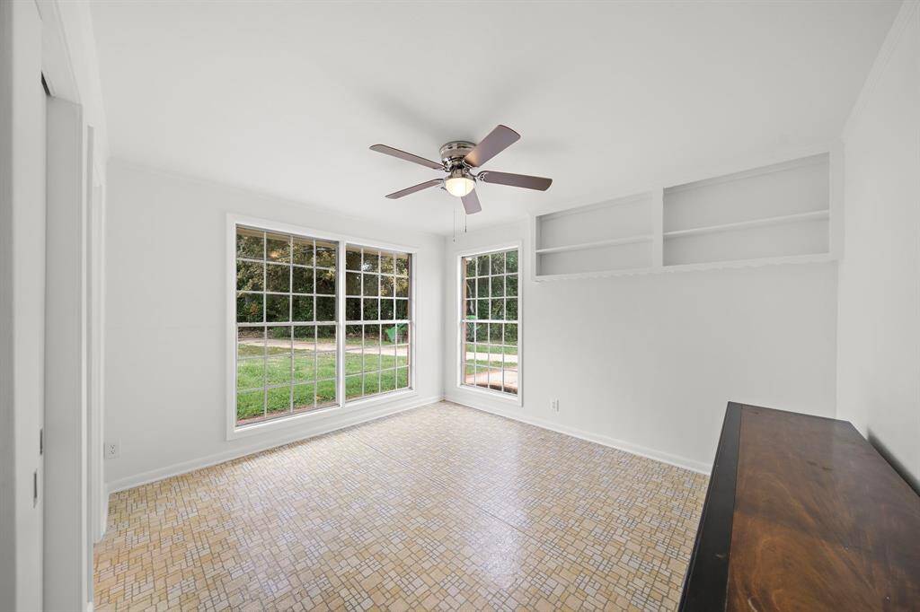 Spacious primary with en-suite bath and two closets.