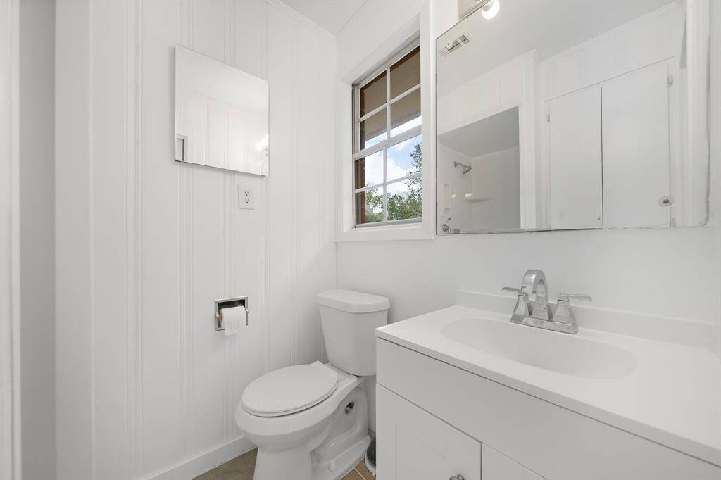 Beautifully updated primary bath with shower.