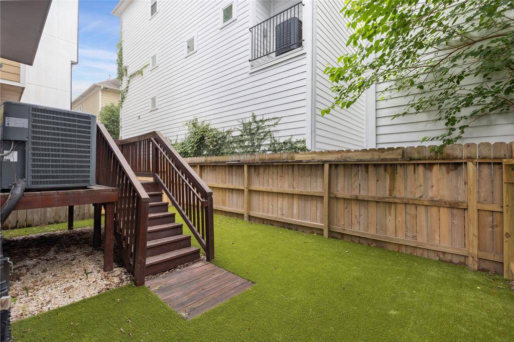 Full turf backyard! Installed in Aug of 2024. The maintenance of your home just go so much easier!