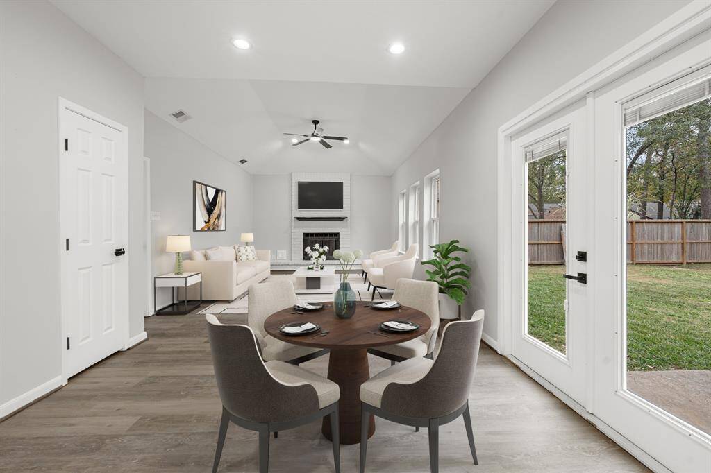 Virtually Staged: Enjoy a meal in this lovely breakfast nook, featuring a view of the backyard and plenty of natural lighting!