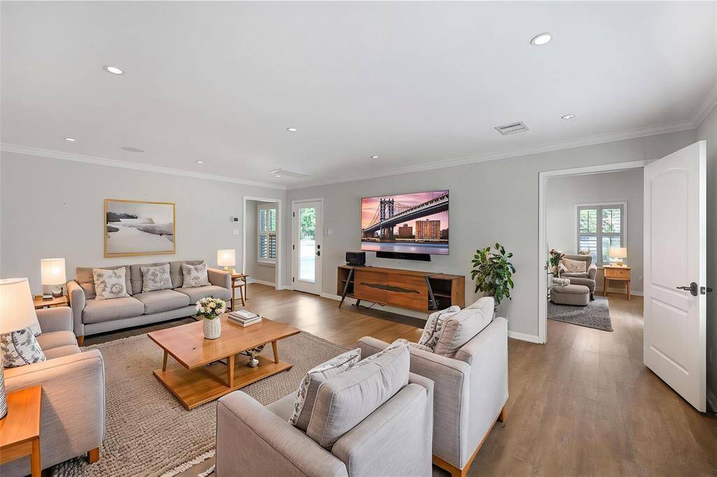 Guest wing living room
