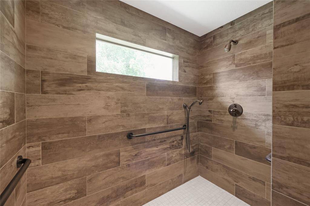 Grab bars and "roll in" design
