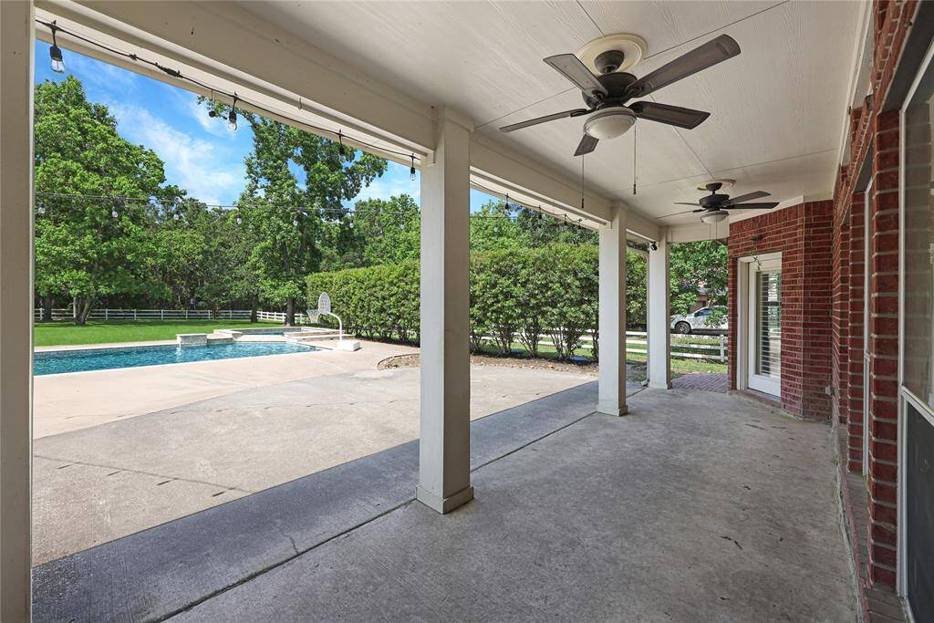 Covered patio 1