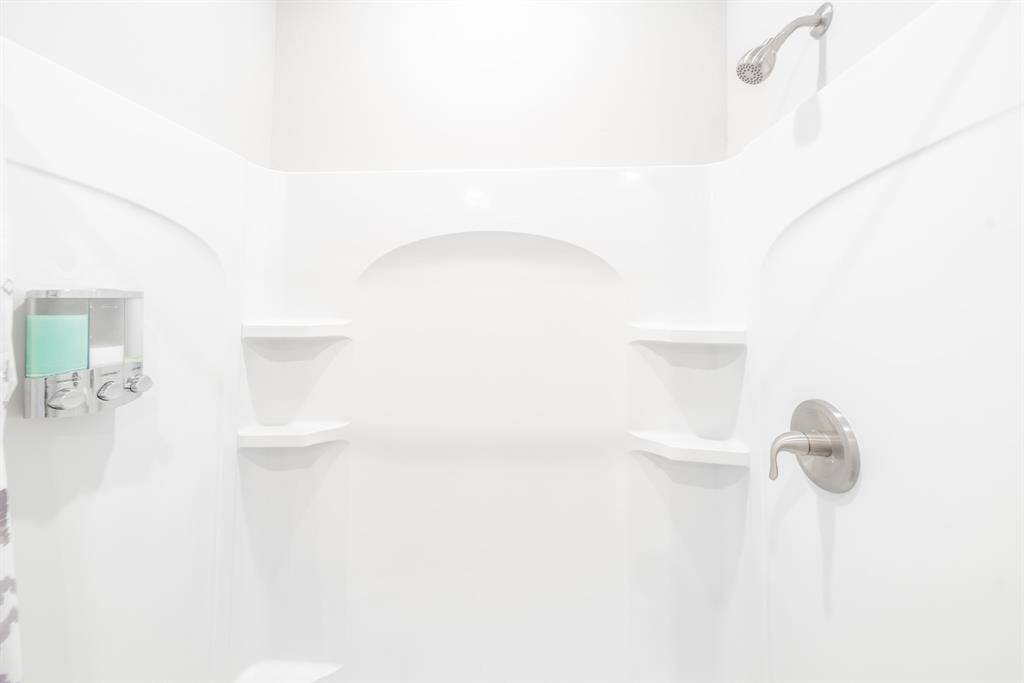 Large primary bath with double sinks