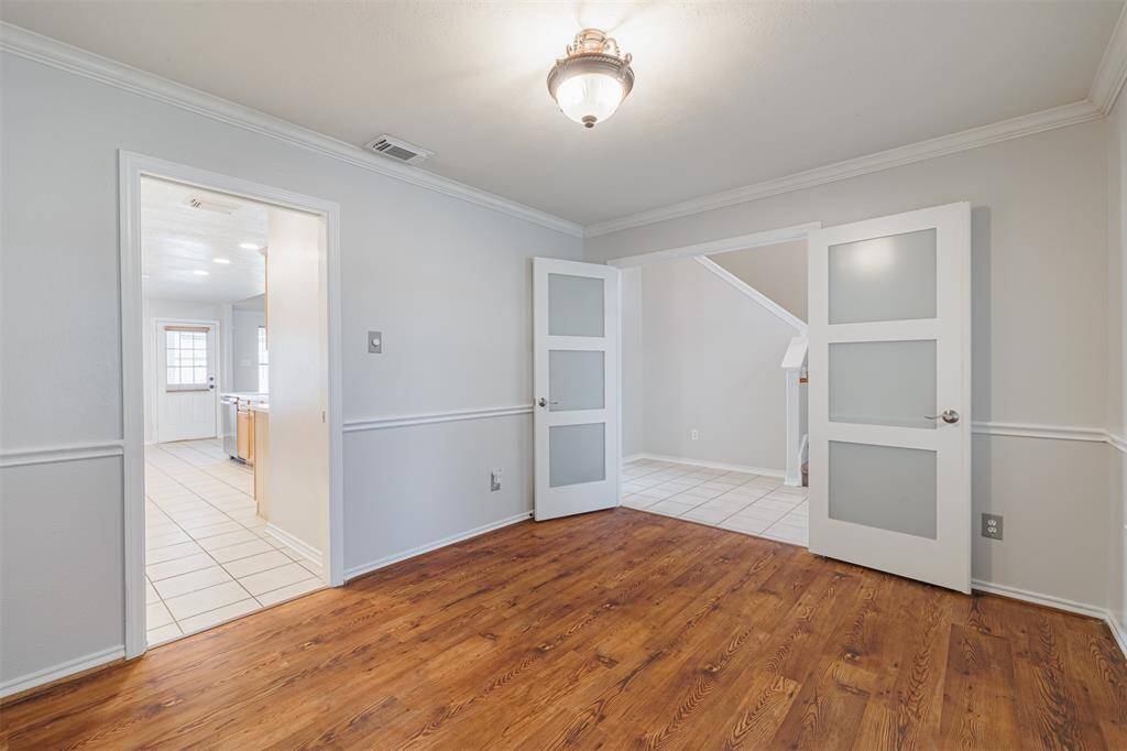 Large Office/Formal Dinning