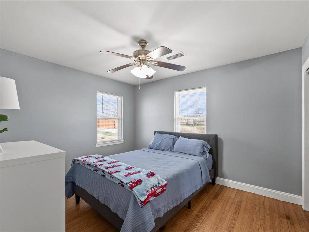 1st bedroom