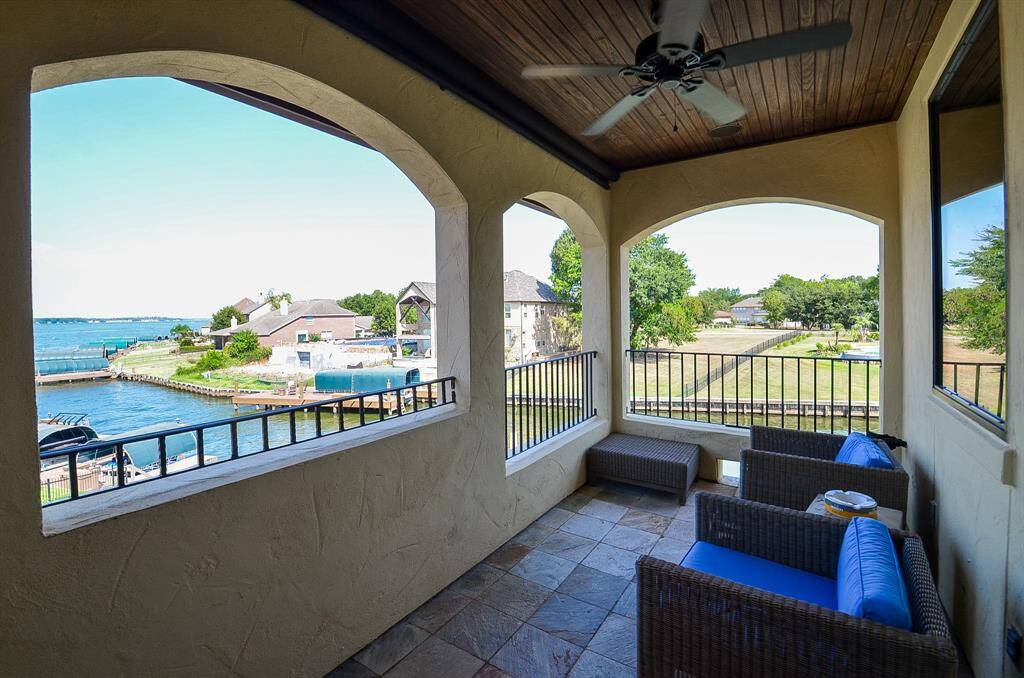 From the vantage point of the upper balcony, you can indulge in countless sunsets, use it as your private cigar lounge, or enjoy watching fireworks from across the lake during holiday celebrations.