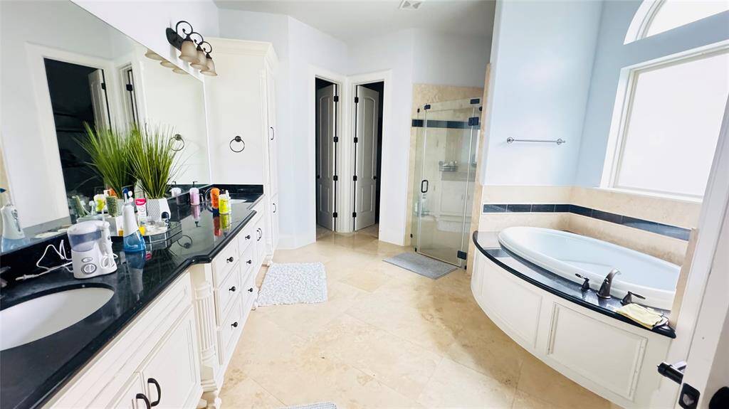 Primary bath