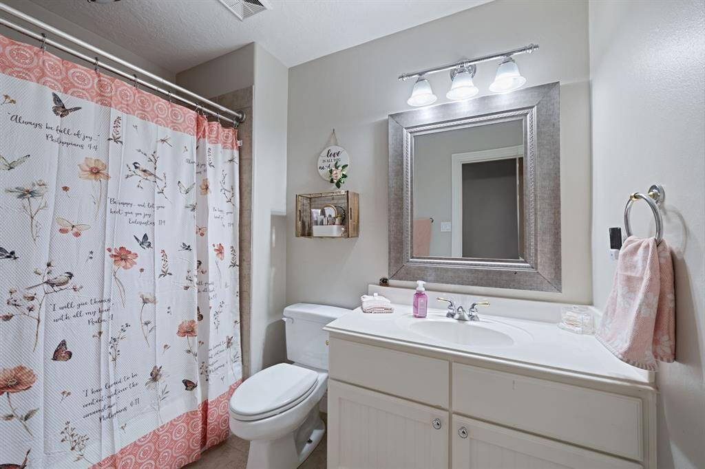 4th Bathroom