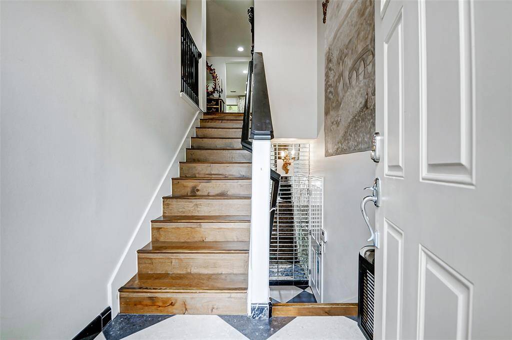 Just 11 steps away from your own personal Oasis!