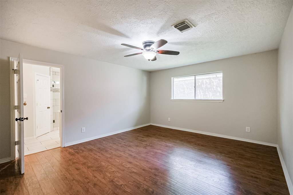 Large primary suite.
