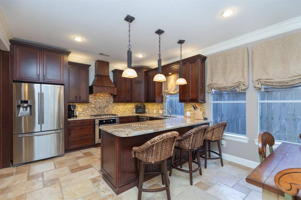 Dining area and BEAUTIFUL kitchen