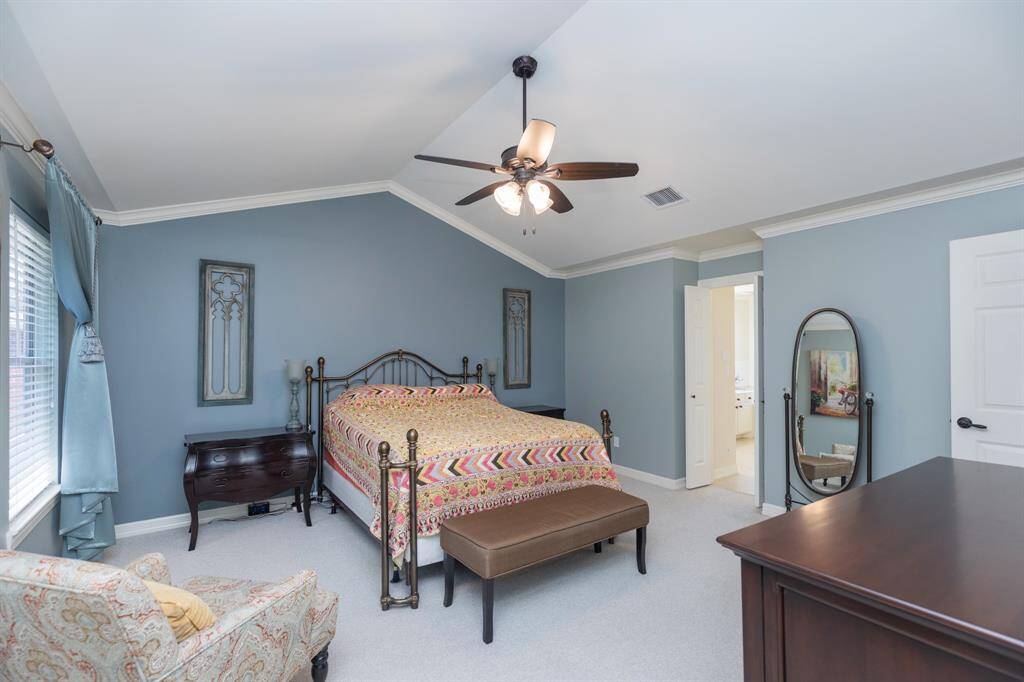 Primary suite