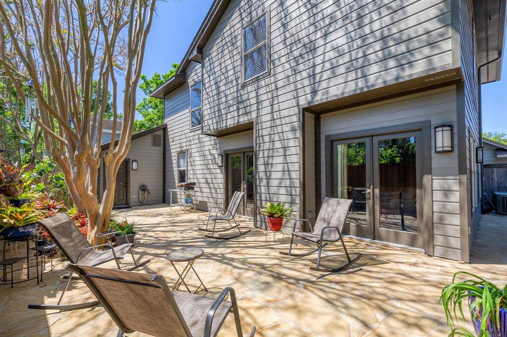 Back patio, looking towards the back of the house