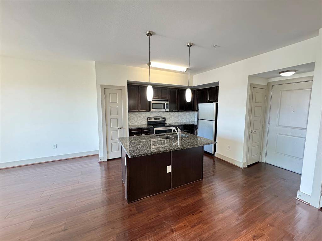 PHOTOS MAY BE OF SIMILAR UNIT AND OR LAYOUT
