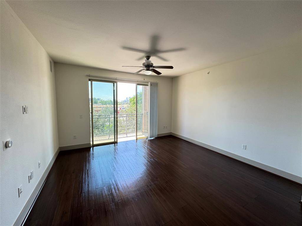 PHOTOS MAY BE OF SIMILAR UNIT AND OR LAYOUT