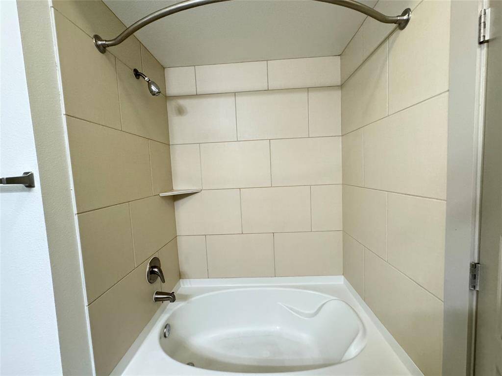 PHOTOS MAY BE OF SIMILAR UNIT AND OR LAYOUT