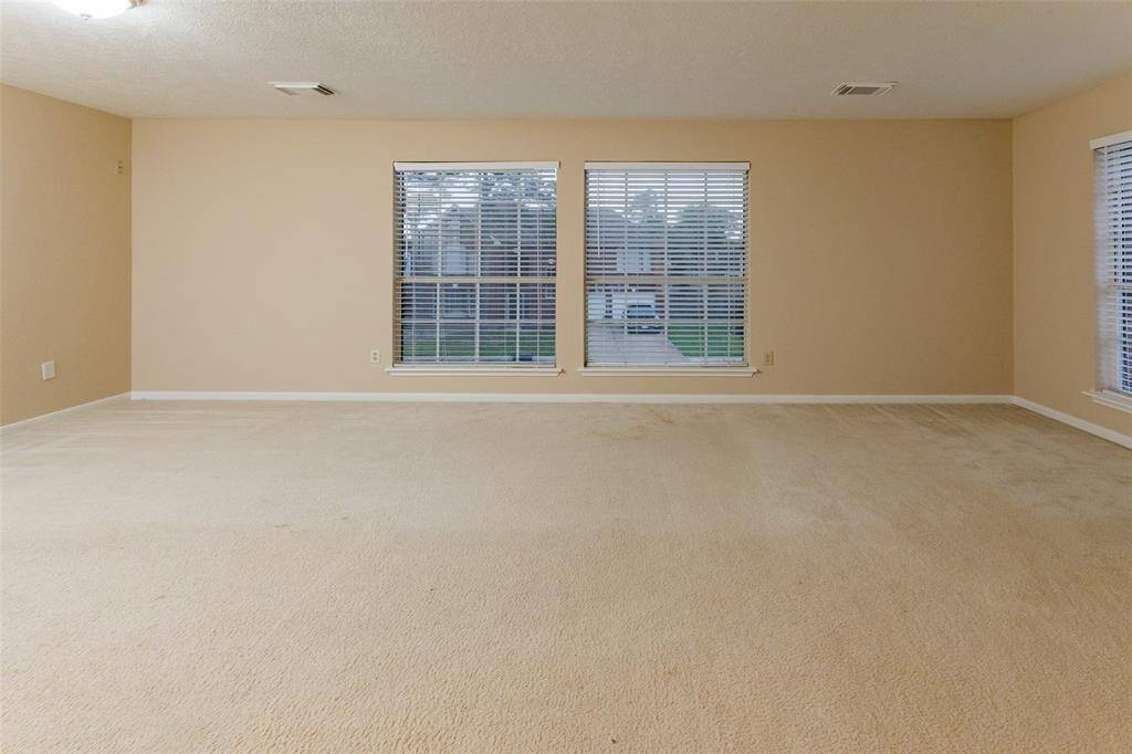 Large media room or 5th bedroom