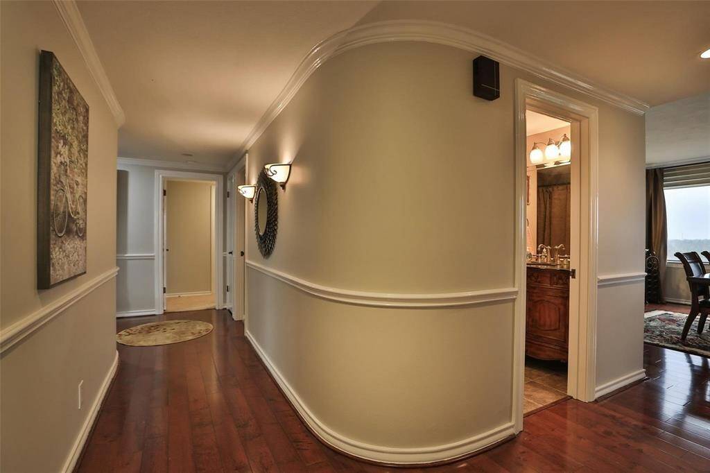 Foyer leading to living and dining room.