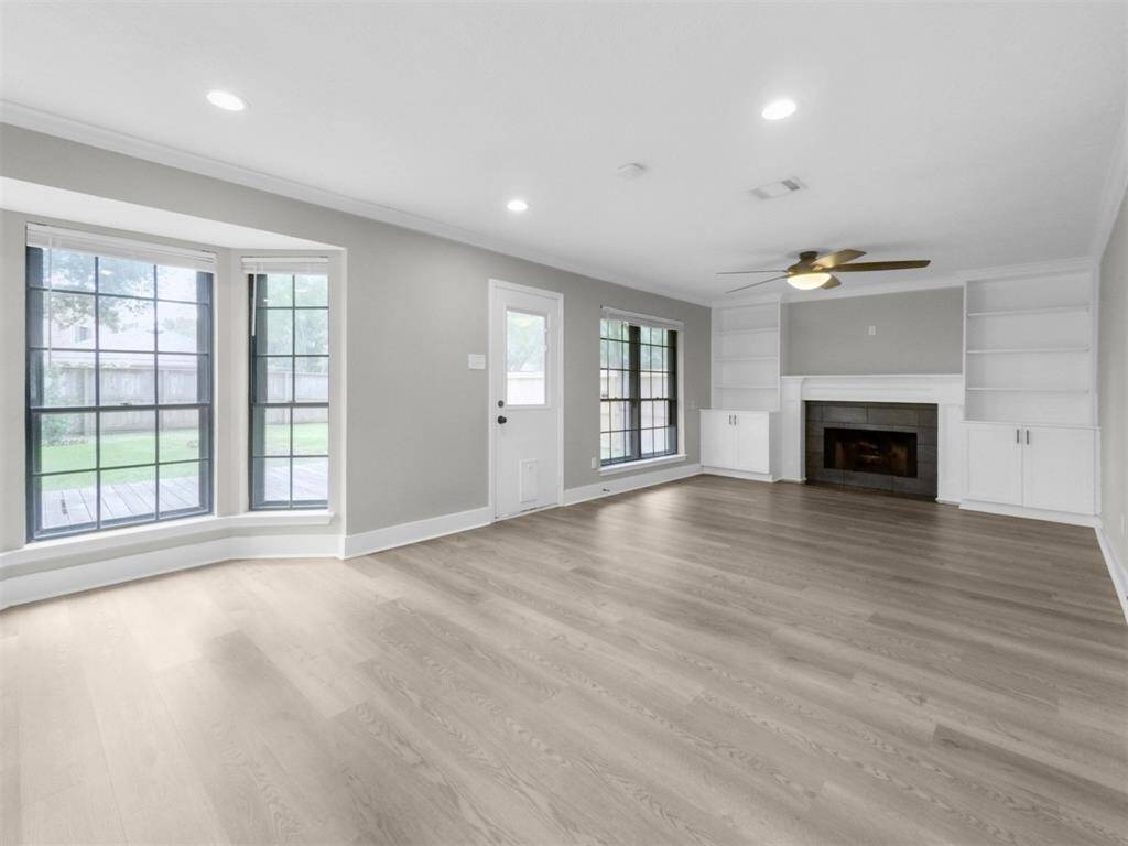 Family Room and Breakfast Nook