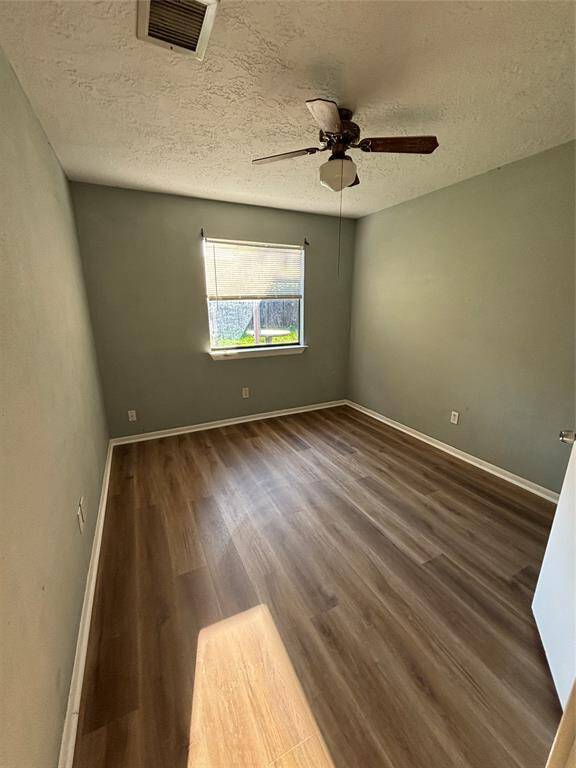 each bed room has ceiling fan, closet with laminated floor