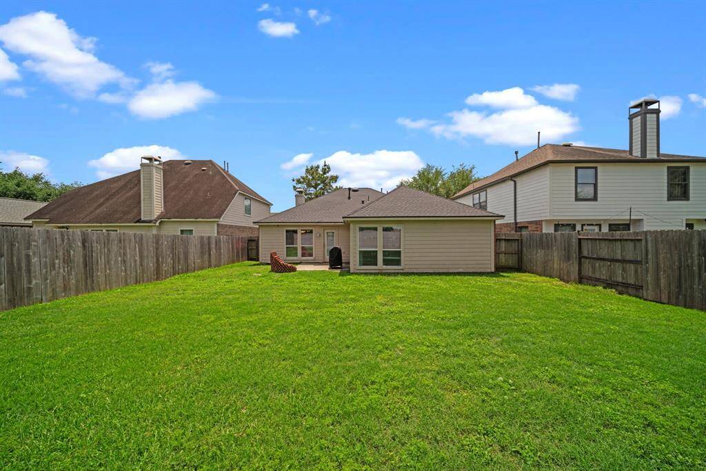 Plenty of room to play, add a garden, let your creativity run wild!