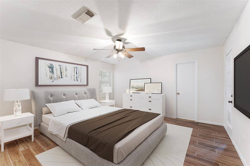large master bedroom