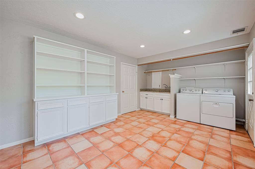 Take a look at this massive laundry room!