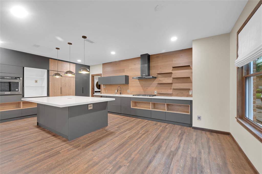 Fully renovated custom kitchen.