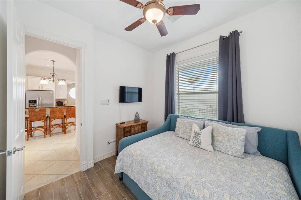 This flex space is most commonly used as a 2nd bedroom.
